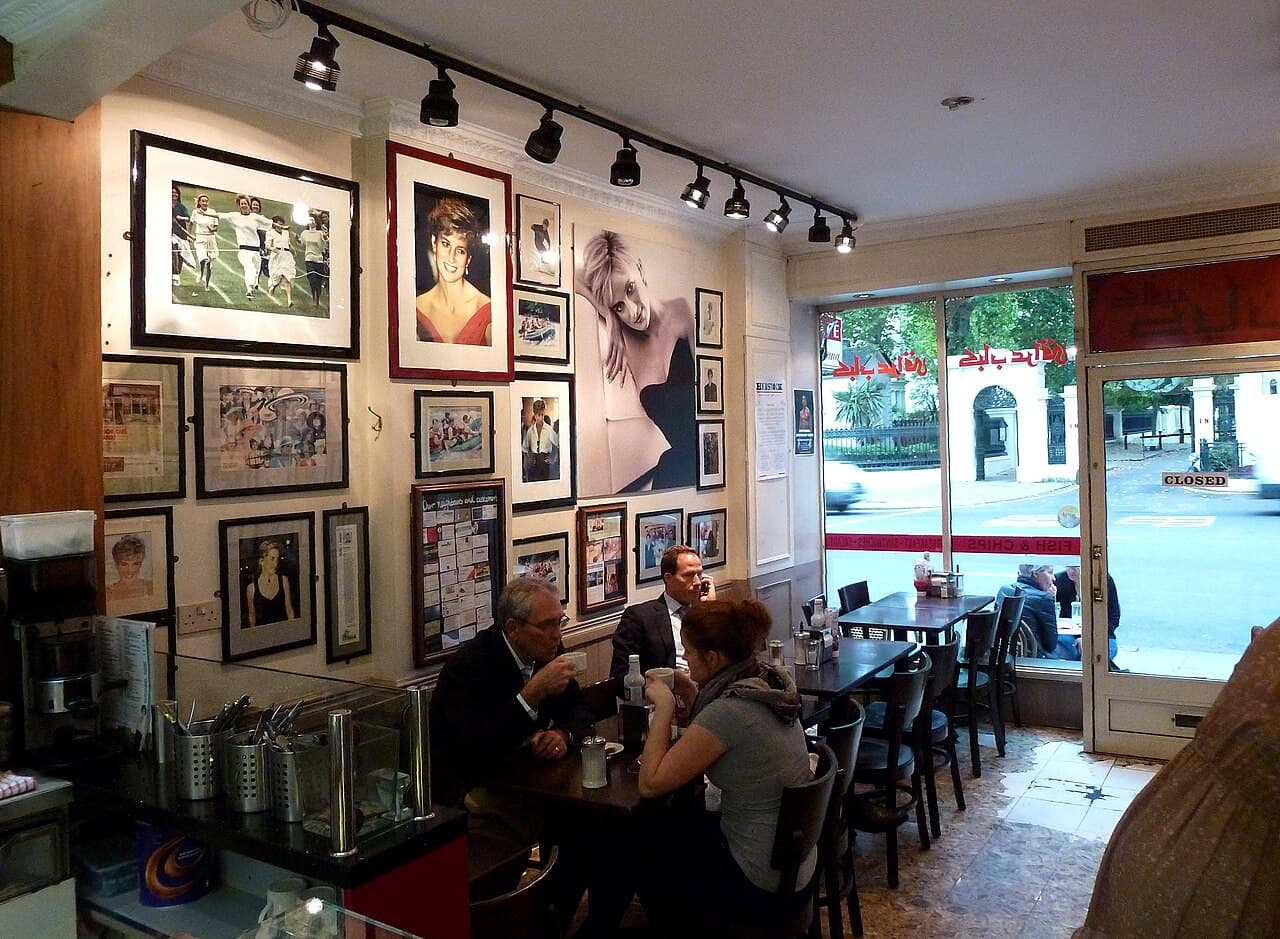 Cafe cleaning service in London